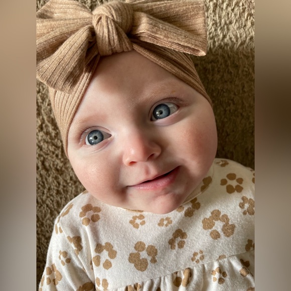 Meet your Posh Ambassador, Lyss! - Picture 4 of 6